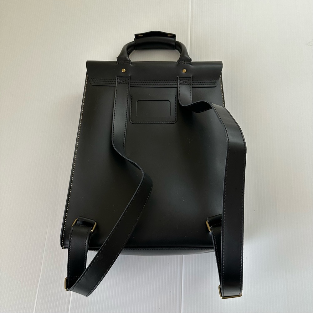 Dr. Martens x The National Gallery Harmen Steenwyck Leather Backpack - Picture 2 of 16